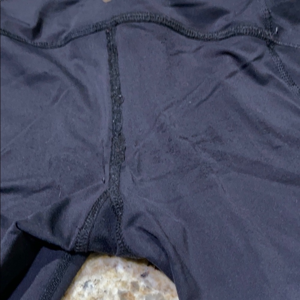 Lululemon Crop - Picture 5 of 7